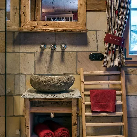 Grand Flueh - Alpiner Luxus & Chalet *