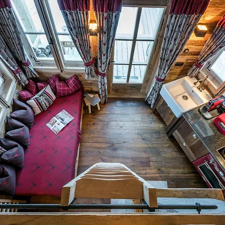 Chalet Grand Flueh - Alpiner Luxus & Nesselwangle