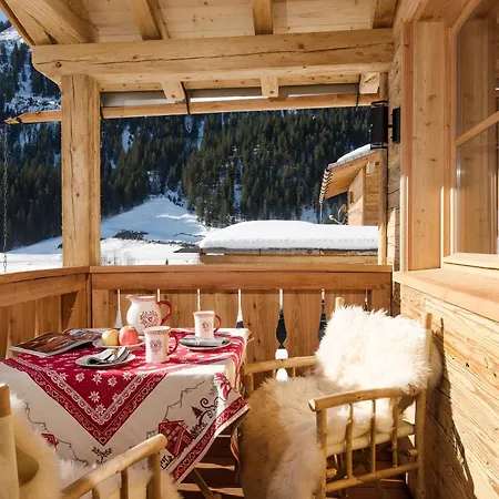 Chalet Grand Flueh - Alpiner Luxus & Nesselwangle