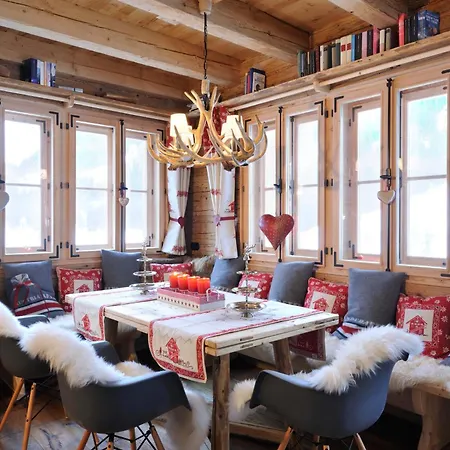 Chalet Grand Flueh - Alpiner Luxus & Nesselwangle