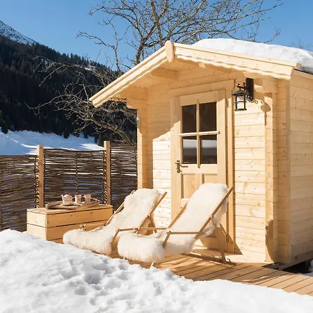 Grand Flueh - Alpiner Luxus & Nesselwängle